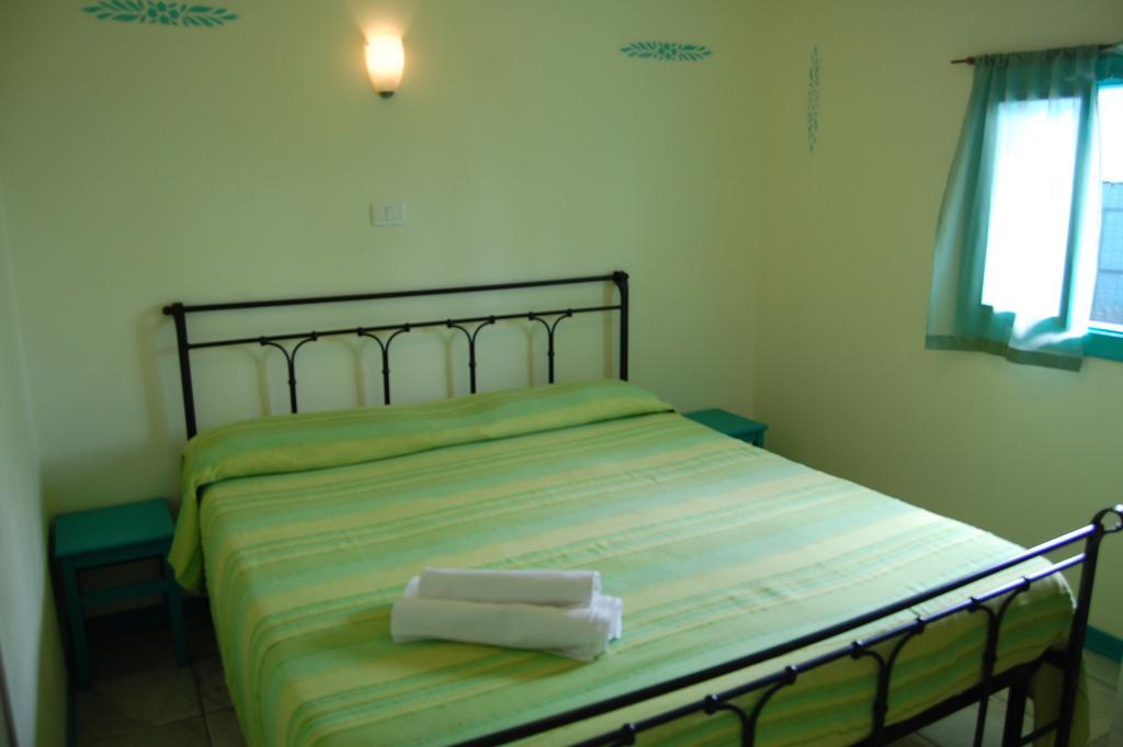 Marina Del Cantone Chalet Nerano Chambre photo